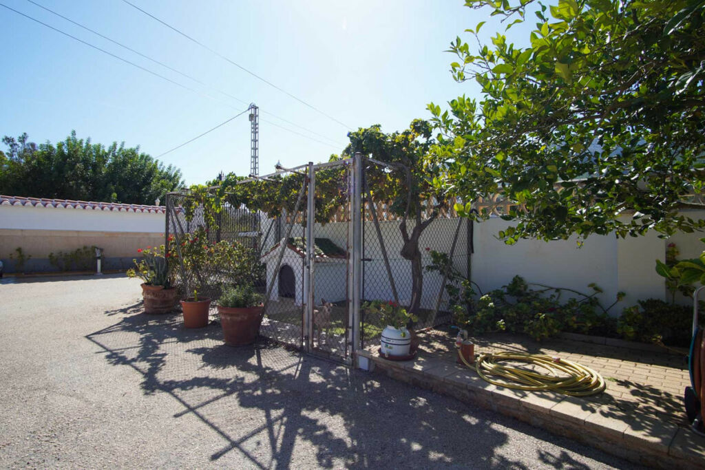 Detached Villa Denia Alicante - image 13