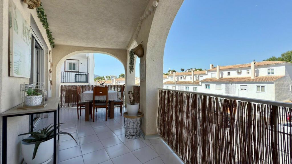 Middle Floor Apartment Altea Alicante - image 13