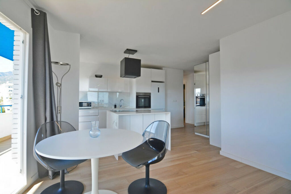 Middle Floor Apartment Torreblanca Málaga - image 13