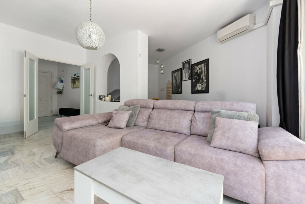 Ground Floor Apartment La Campana Málaga - image 13