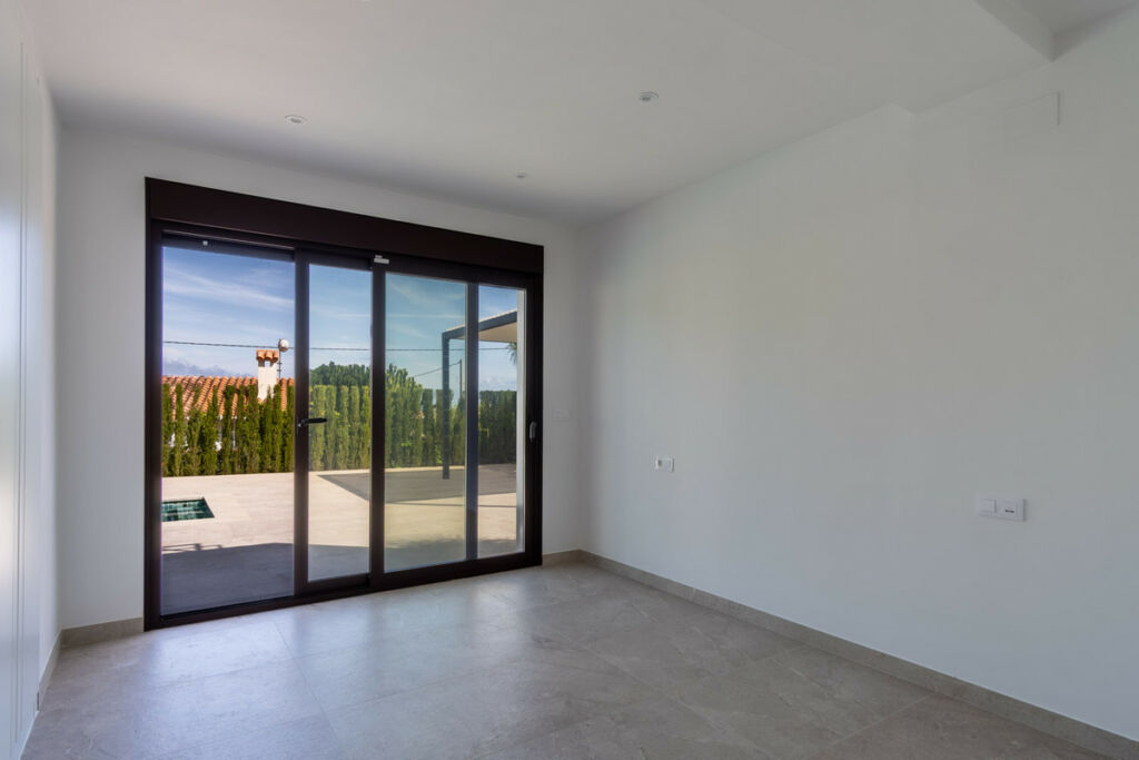 Detached Villa Denia Alicante - image 13