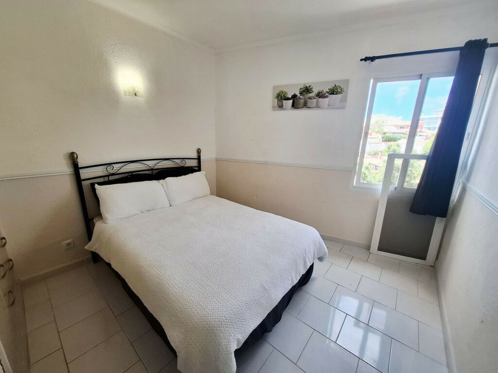 Top Floor Apartment Fuengirola Málaga - image 13