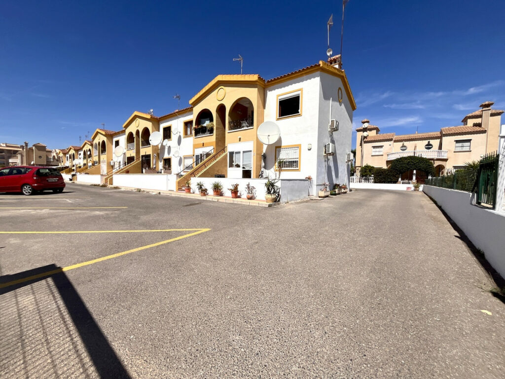 Ground Floor Apartment Playa Flamenca Alicante - image 13