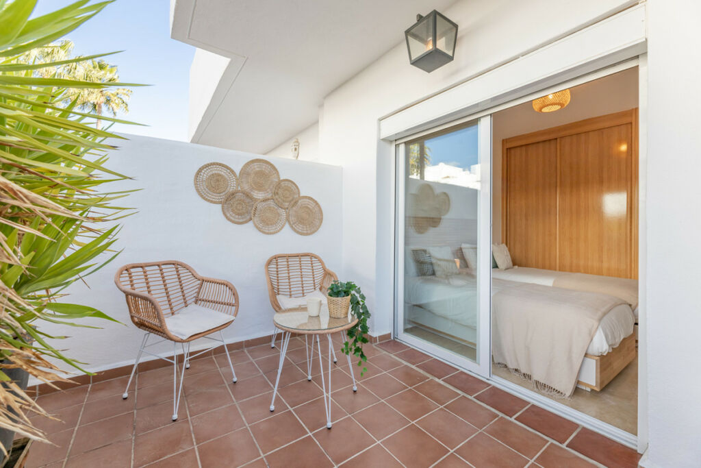 Ground Floor Apartment Estepona Málaga - image 13