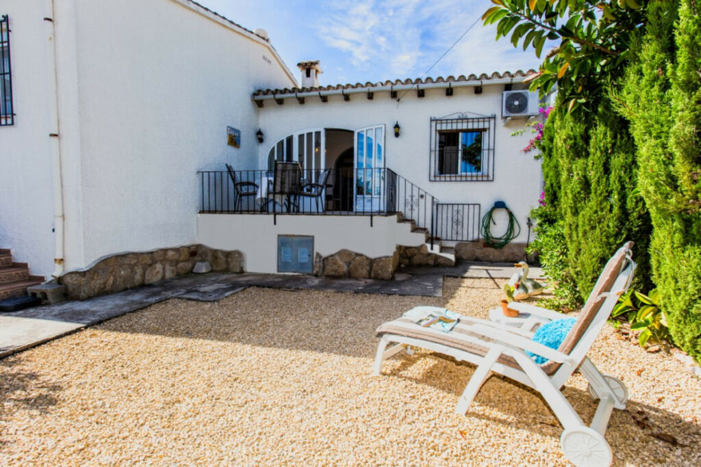 Bungalow Moraira Alicante - image 13