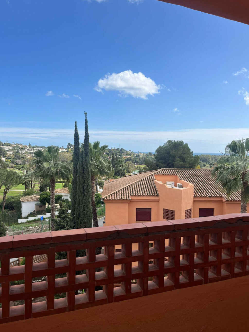 Top Floor Apartment El Paraiso Málaga - image 13