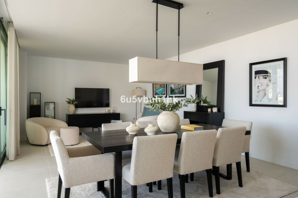 Middle Floor Apartment Fuengirola Málaga - image 13