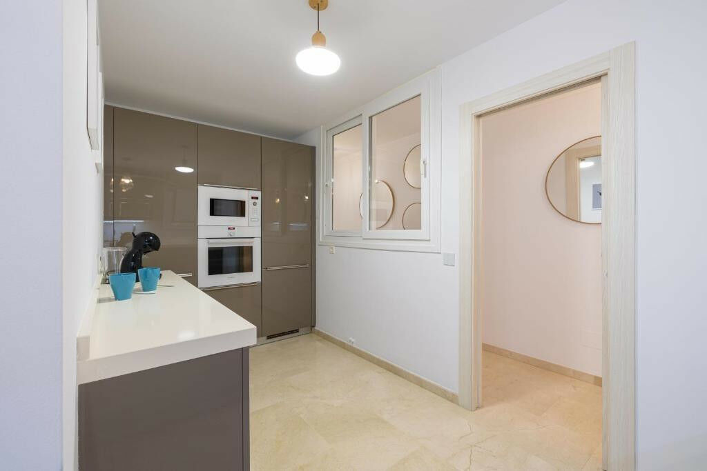 Middle Floor Apartment Fuengirola Málaga - image 13