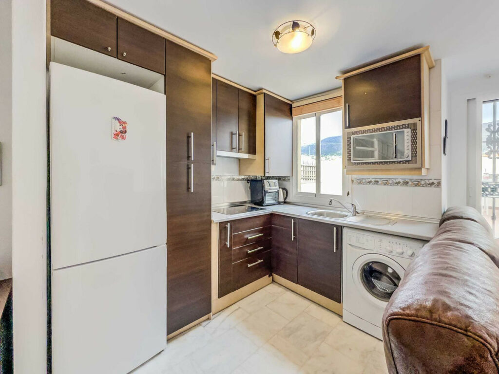 Penthouse Fuengirola Málaga - image 13