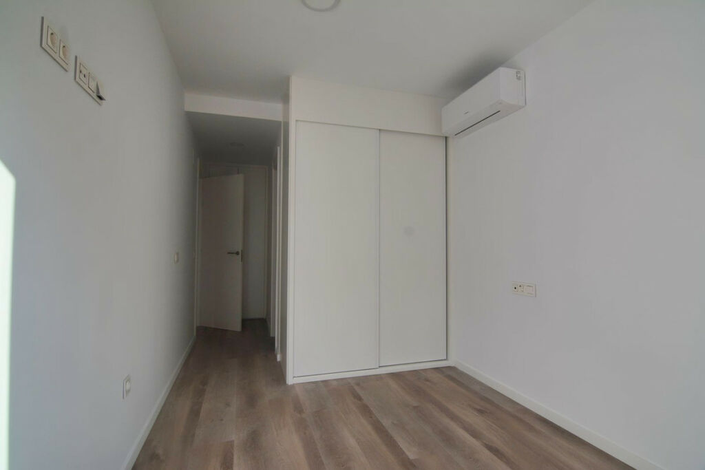 Middle Floor Apartment Fuengirola Málaga - image 13