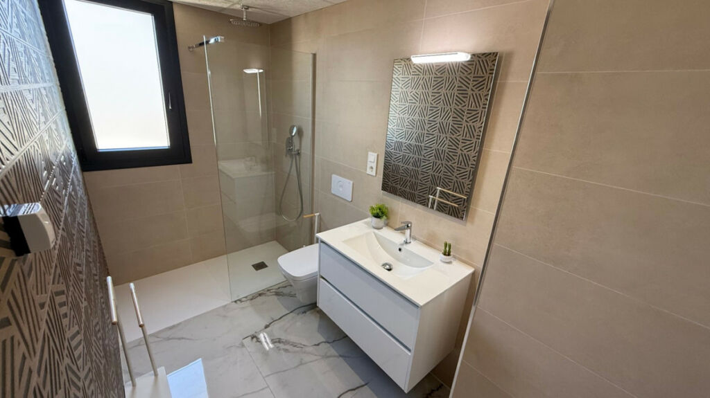 Middle Floor Apartment Orihuela Alicante - image 13