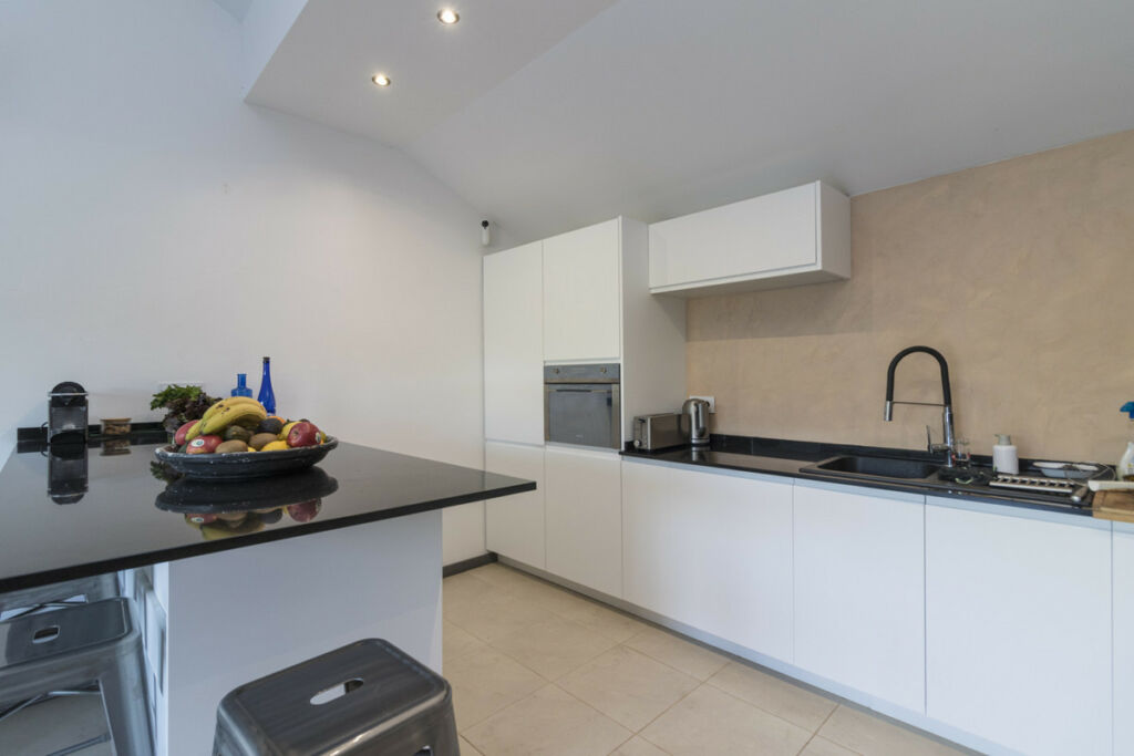 Detached Villa Marbella Málaga - image 13