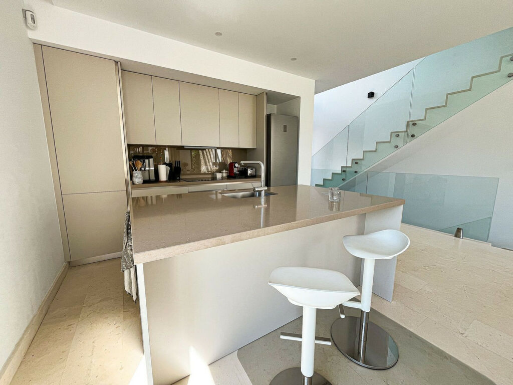 Semi-Detached House Cabopino Málaga - image 13