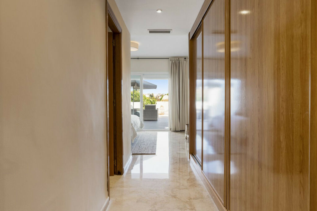 Ground Floor Apartment Estepona Málaga - image 13