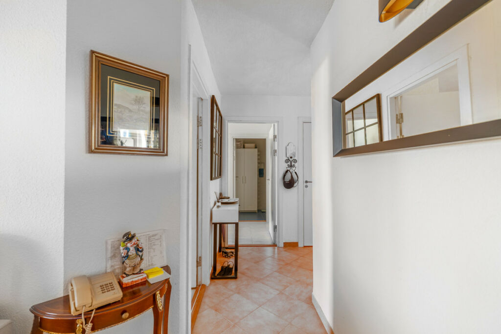 Middle Floor Apartment Atalaya Málaga - image 13