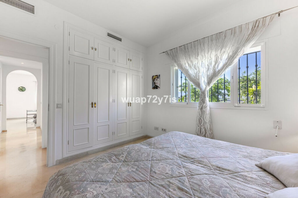 Ground Floor Apartment Estepona Málaga - image 13