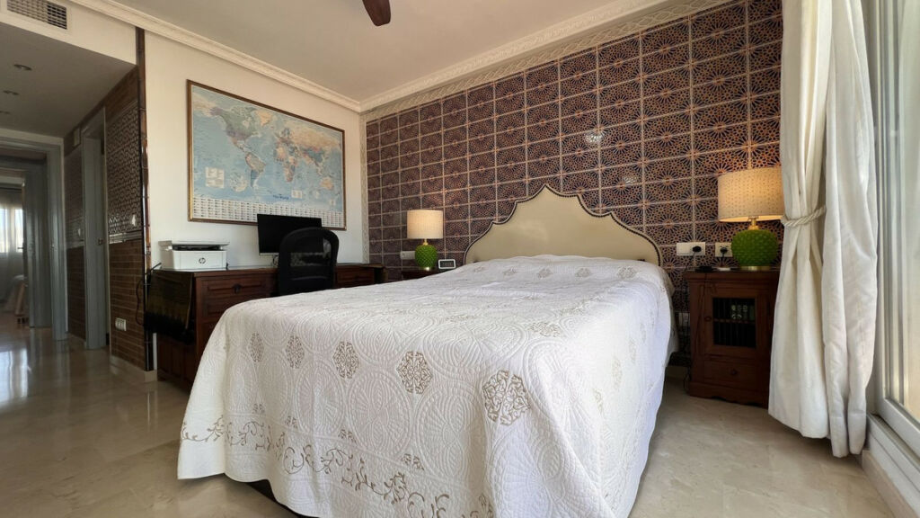 Penthouse San Pedro de Alcántara Málaga - image 13