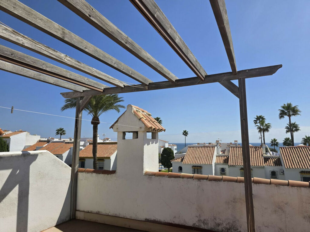 Townhouse Casares Playa Málaga - image 13