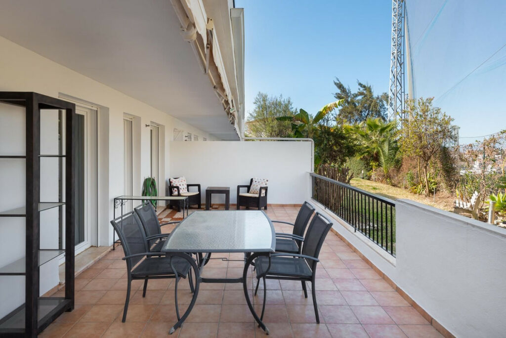 Ground Floor Apartment Riviera del Sol Málaga - image 2