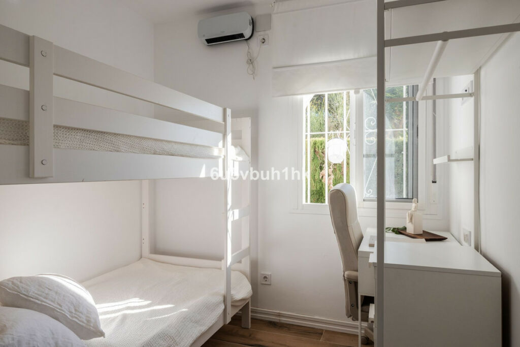 Ground Floor Apartment Estepona Málaga - image 13