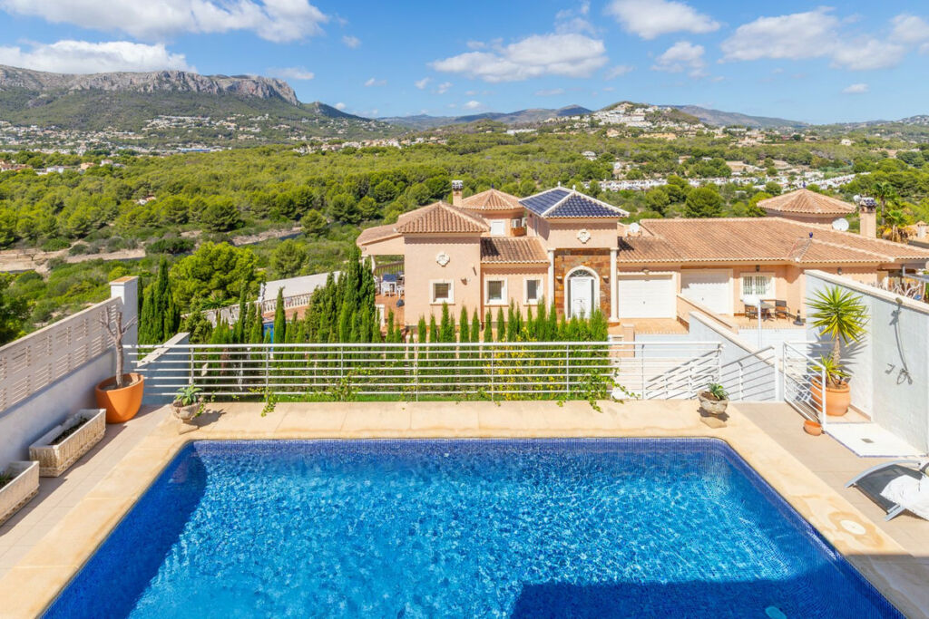 Townhouse Calpe Alicante - image 14