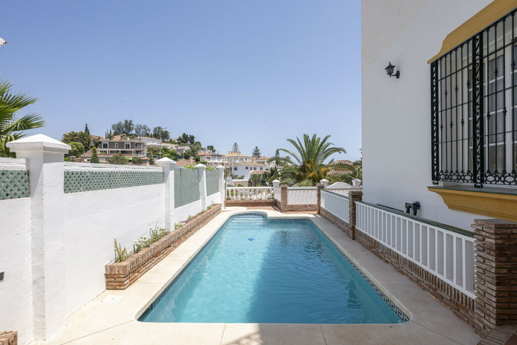 Semi-Detached House Málaga Centro Málaga - image 13