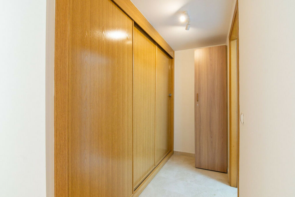 Middle Floor Apartment Estepona Málaga - image 13