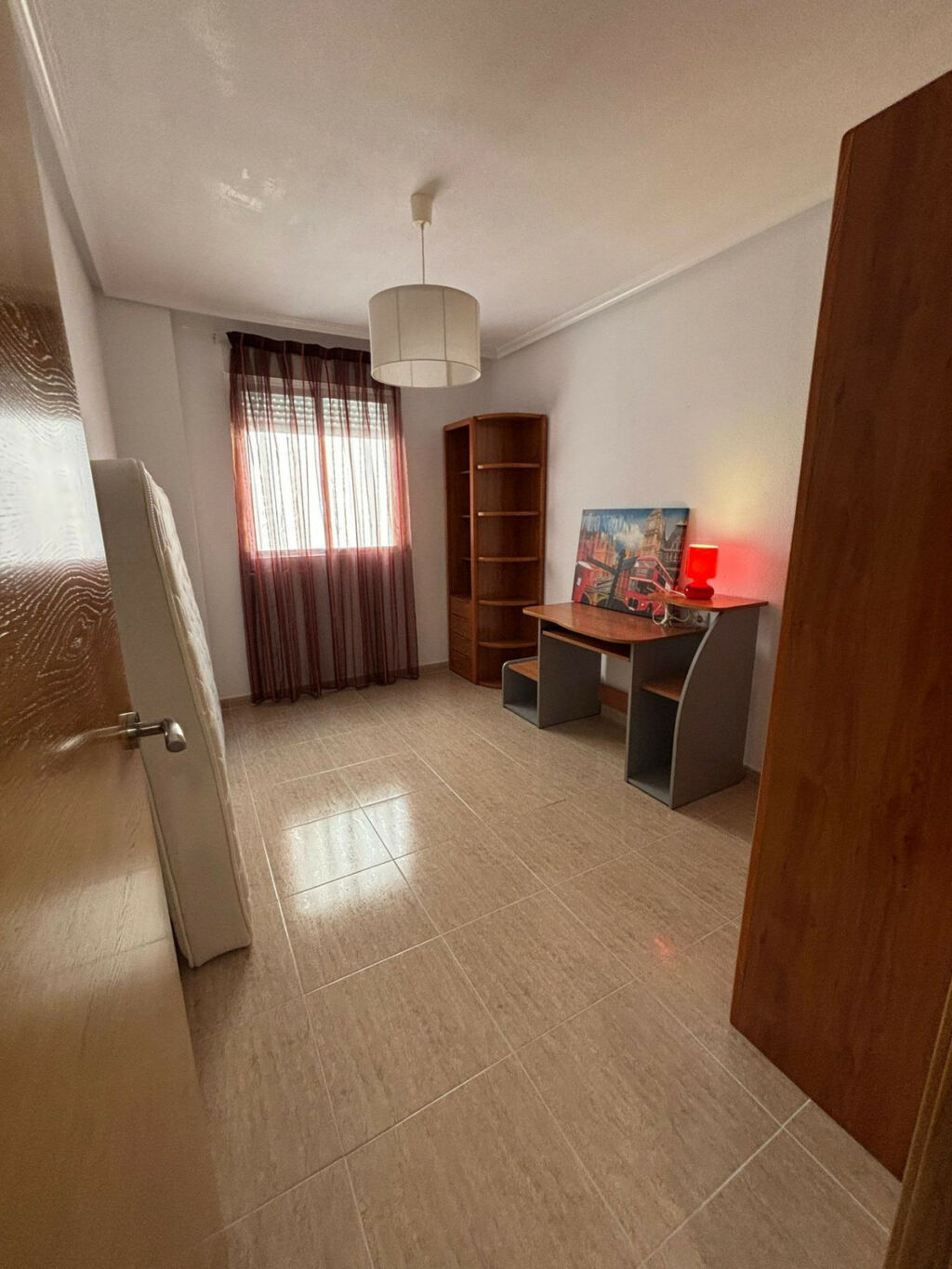Middle Floor Apartment Torrevieja Alicante - image 13
