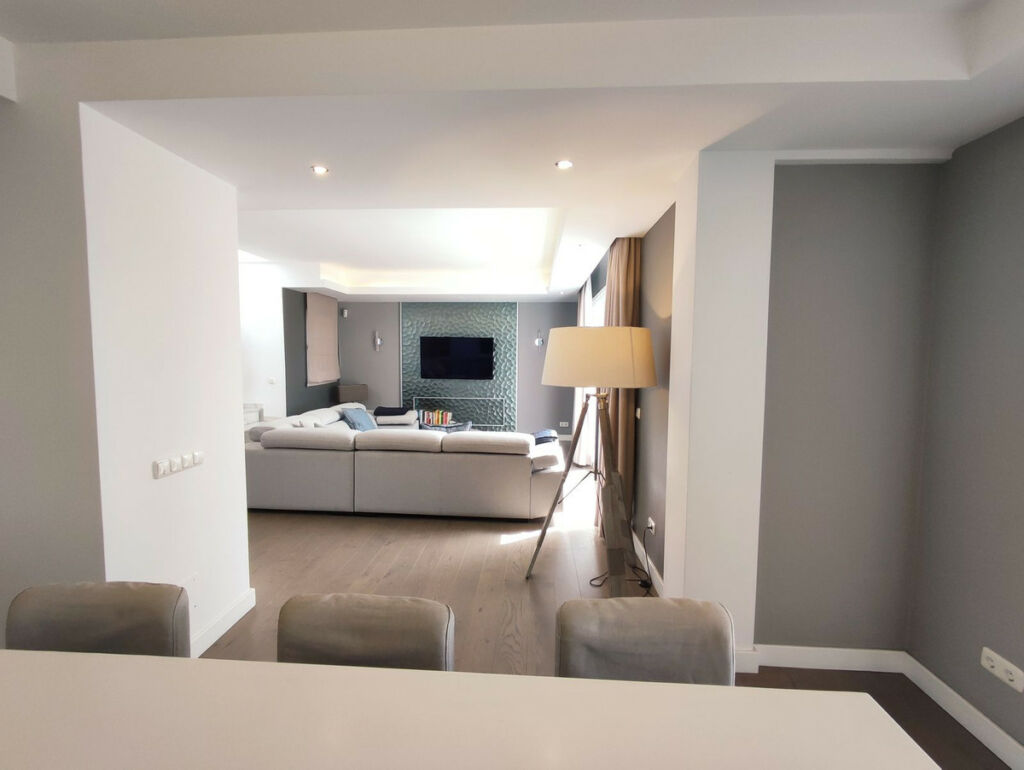Townhouse Nagüeles Málaga - image 13