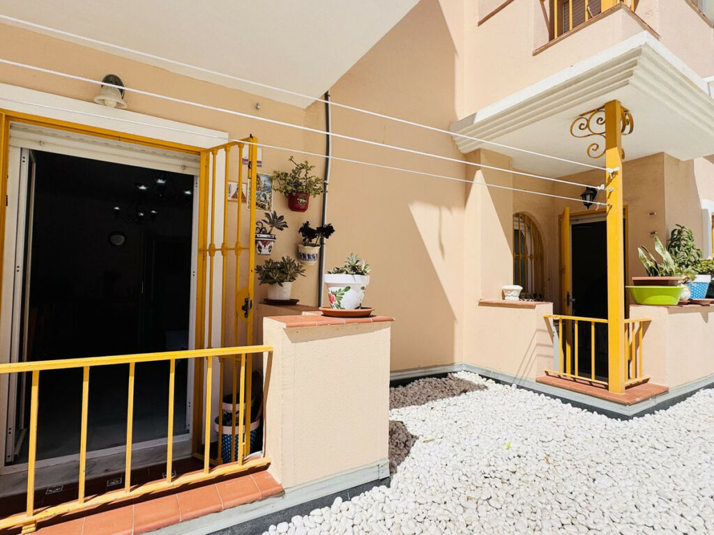 Middle Floor Apartment San Luis de Sabinillas Málaga - image 13