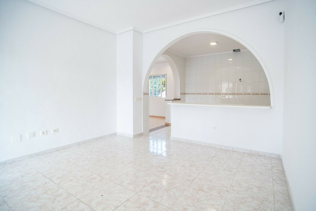 Detached Villa Ciudad Quesada Alicante - image 13