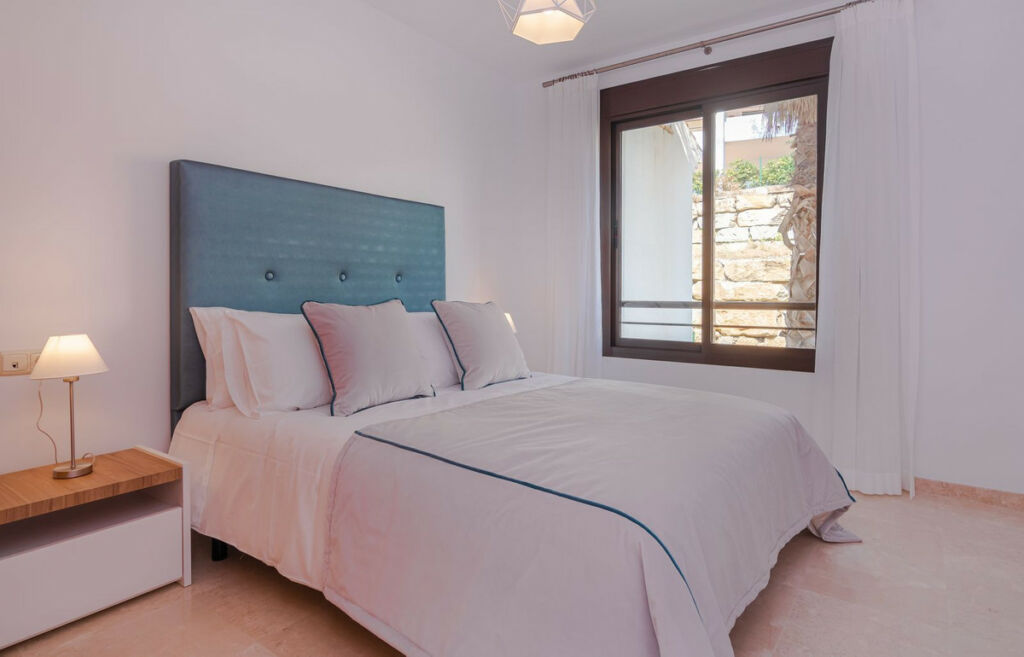 Middle Floor Apartment Casares Playa Málaga - image 13