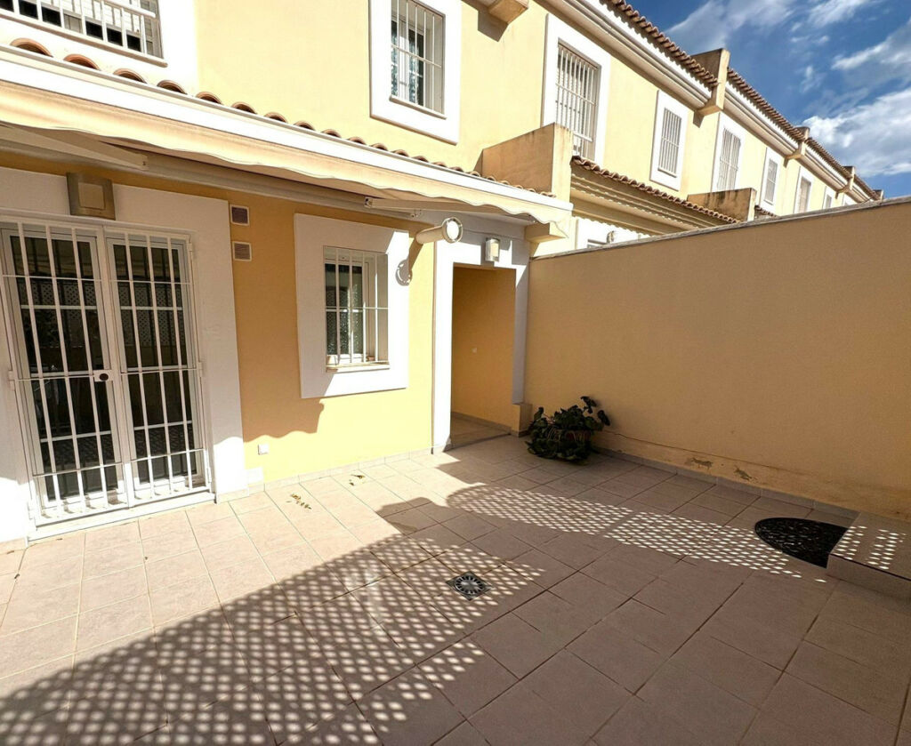 Townhouse Torremolinos Málaga - image 13