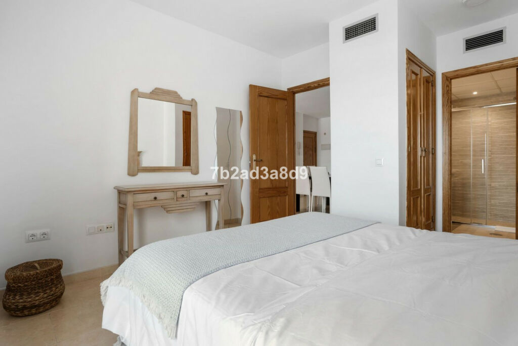 Ground Floor Apartment Selwo Málaga - image 13
