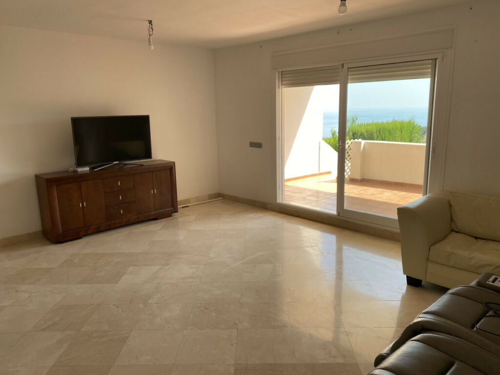 Townhouse Manilva Málaga - image 16