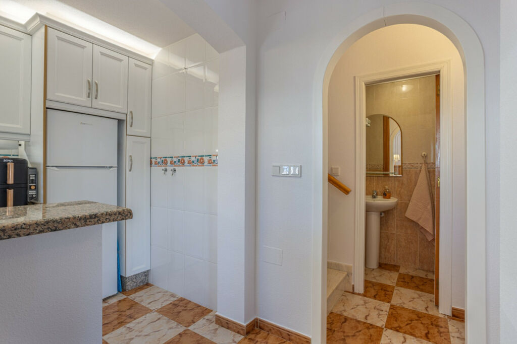 Semi-Detached House Playa Golf Alicante - image 13