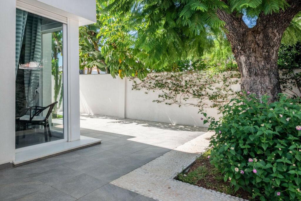 Detached Villa Marbella Málaga - image 13