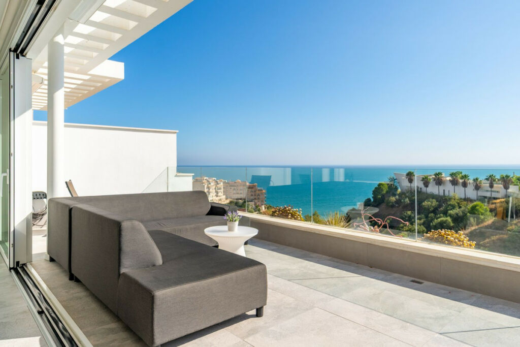 Penthouse La Capellania Málaga - image 13