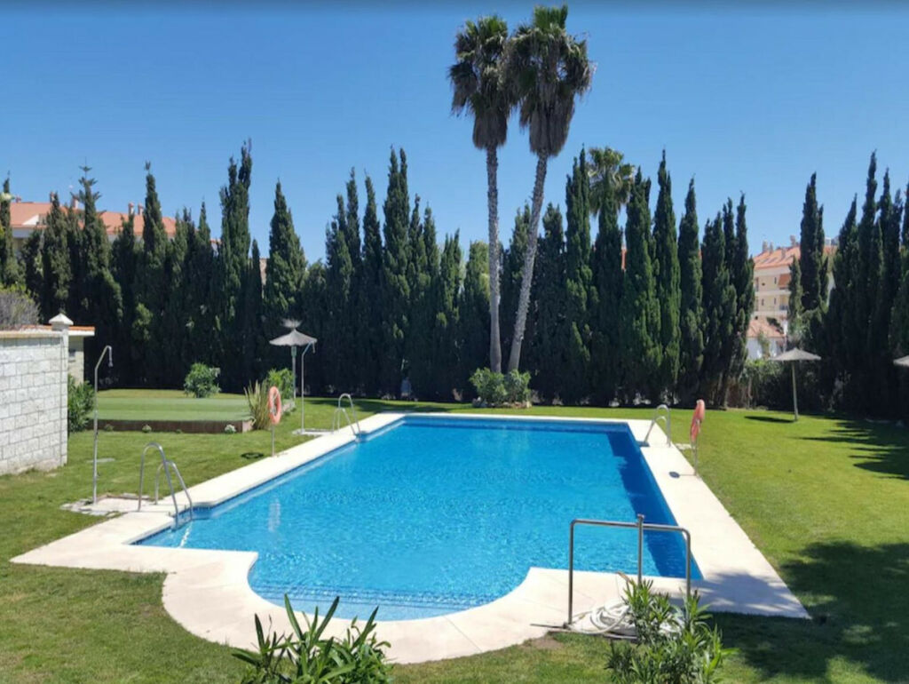 Middle Floor Apartment San Luis de Sabinillas Málaga - image 13