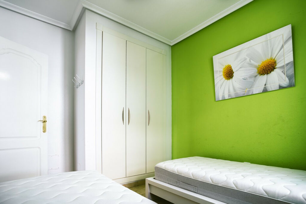 Middle Floor Apartment Villamartin Alicante - image 13