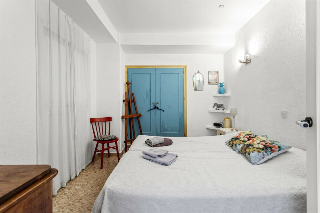 Middle Floor Apartment Fuengirola Málaga - image 13