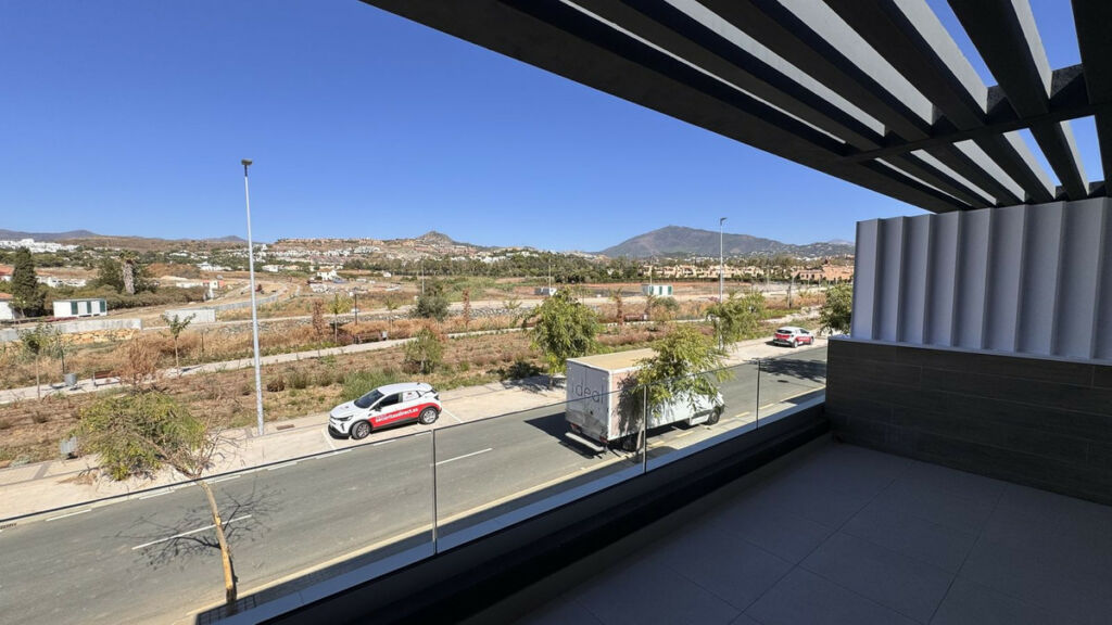 Semi-Detached House Atalaya Málaga - image 13