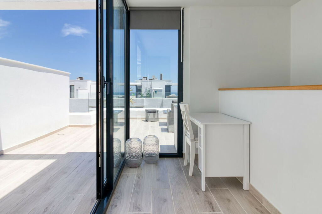 Townhouse Fuengirola Málaga - image 14
