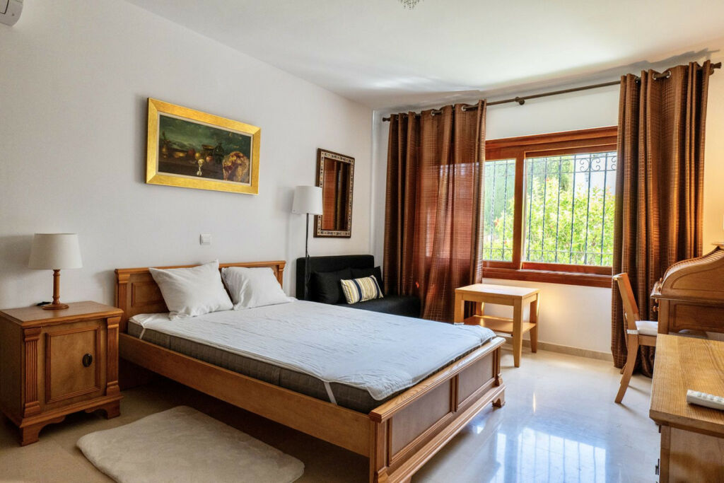 Detached Villa Benalmadena Málaga - image 13