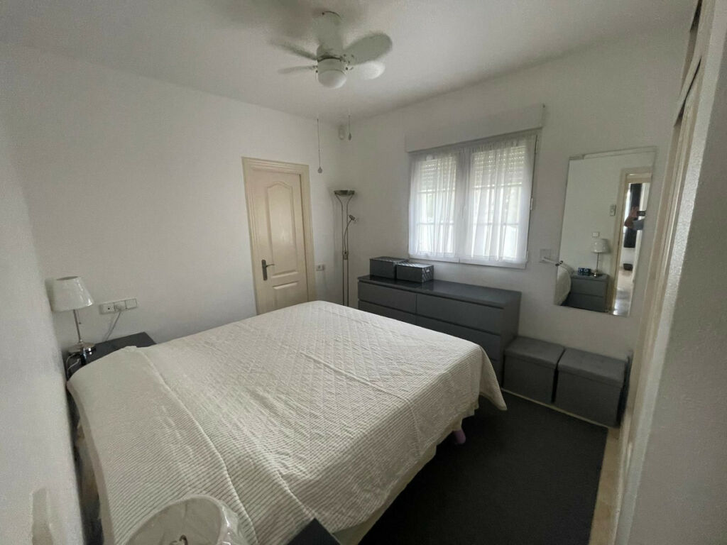 Detached Villa Playa Flamenca Alicante - image 12