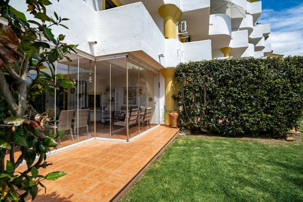 Duplex Calahonda Málaga - image 13