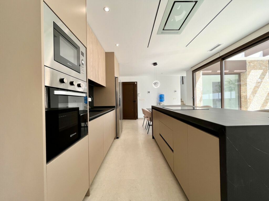 Detached Villa Rojales Alicante - image 13