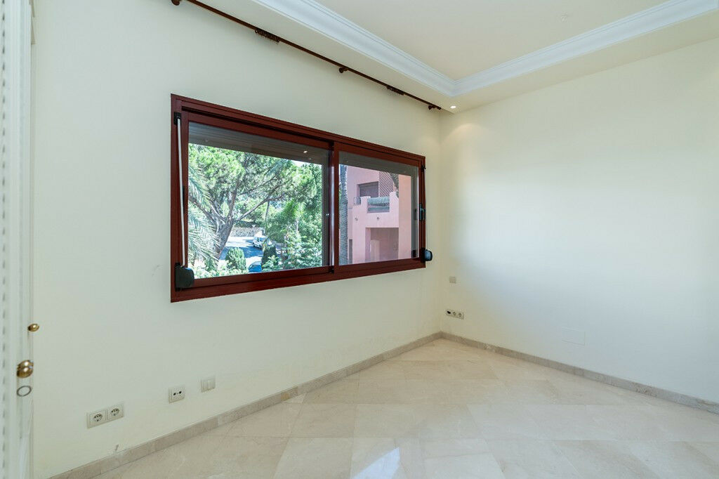 Penthouse Marbella Málaga - image 13