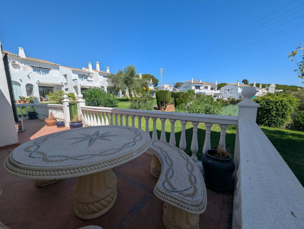 Townhouse Calahonda Málaga - image 13