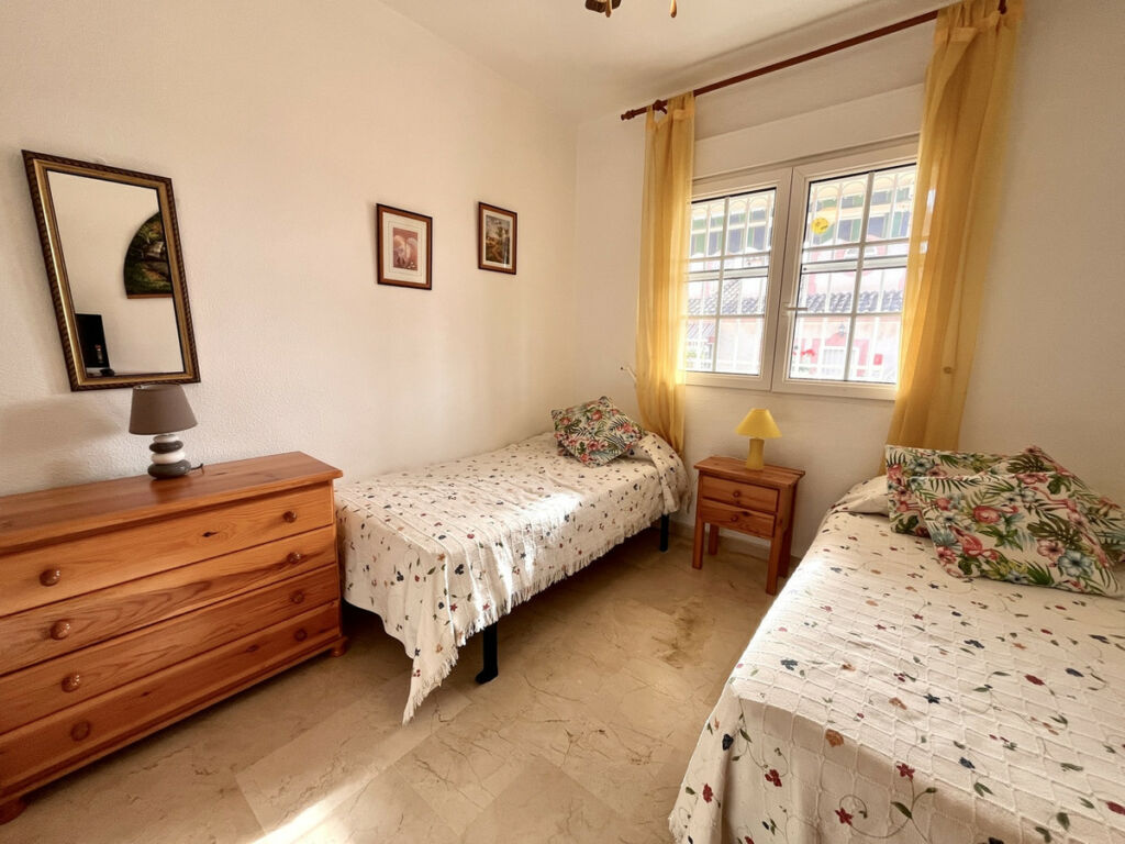 Ground Floor Apartment Playa Flamenca Alicante - image 13